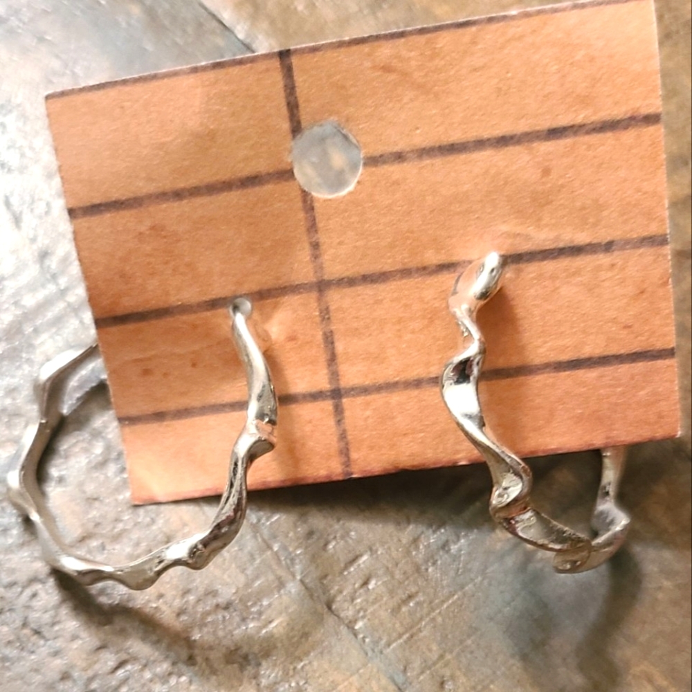 STERLING SILVER VINTAGE POST TWIST 1" HOOPS